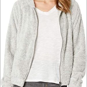 Women’s billabong fleece zip up